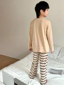 SHEIN 2pcs Tween Boy Casual Cartoon Graphic Round Neck Long Sleeve T-Shirt And Striped Loose Fit Straight Leg Pajama Pants Sleepwear Set - Khaki - View 2