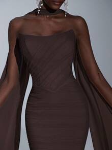 Elitara 优雅奢华浅蓝色弹力网眼船领全荷叶边亮片伴娘礼服