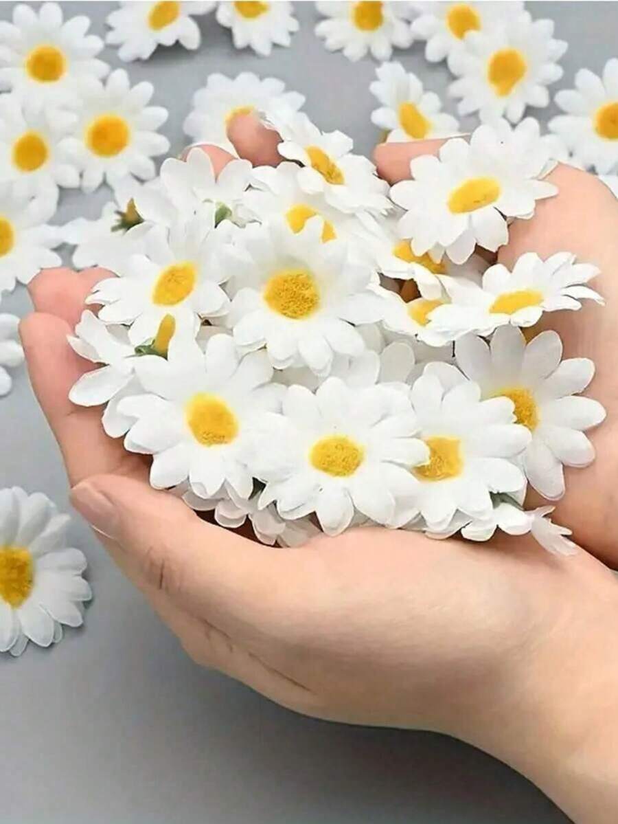 1/50/100/150/200/250 piezas Cabezas de flores de margarita blanca de seda de 4cm Decoración artificial para ramos de boda, manualidades DIY, regalos nupciales, accesorios de fotografía, decoración de pasteles, flores falsas, decoraciones de fiesta de cumpleaños, graduación y boda de otoño