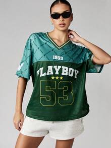 Missguided x Playboy Maglia da calcio vintage stile varsity, a blocchi di colore, scollo a V, maniche corte, stile vintage 1953 con logo grafico, modello unisex alla moda - Verde - Visualizzare 4