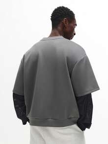 SUMWON Sudadera oversize de hombros caídos con inserto de manga de malla, gráficos de texto en letra audaz, diseño de manga larga con capas, estilo callejero contemporáneo esencial - Gris - Ver 2