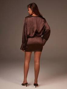 Athîral 女式优雅纯色长袖迷你连衣裙 - 棕色 - 查看 3