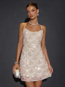 SHEIN BAE 杏色亮片露背系带迷你连衣裙，性感露背设计，适合鸡尾酒会、浪漫约会、秋冬分层连衣裙、派对、正式聚会、万圣节连衣裙、圣诞节连衣裙