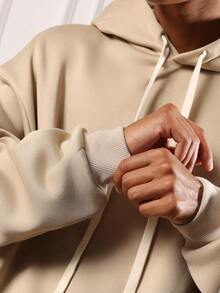 SUMWON Felpa con cappuccio e coulisse, aderente, premium, con tasca centrale, abbigliamento casual, essenziale per l'autunno e l'inverno, streetwear unisex, comfort classico, design minimalista