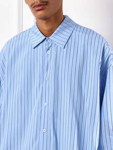 SUMWON 长袖条纹纽扣衬衫商务休闲经典翻领牛津衬衫宽松版型春季必备商务休闲办公室装 - 藍色 - 查看 3