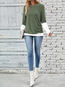 EMERY ROSE 女士休闲撞色拼布二合一 T 恤，秋季图案 T 恤女士上衣 - 軍綠色 - 查看 4