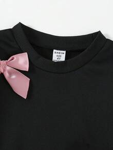 Elladie kids Bộ 2 món/Bộ đồ nỉ thời trang tối giản cho bé gái gồm áo đen nơ hồng và quần hồng - màu đen - Xem 5