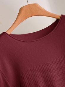 CosyJoli 秋冬大码休闲菠萝纹镂空圆领喇叭袖口长袖套头衫 - 紅色 - 查看 5