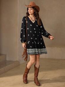 Wildy Đầm babydoll dáng rộng cổ chữ V in hoa tay bồng cho nữ - màu đen - Xem 4