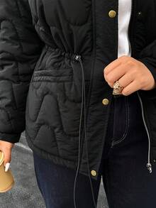 Easura Áo khoác mùa đông thường ngày chần bông tay dài có dây rút thiết kế túi eo cho nữ cỡ lớn - màu đen - Xem 4