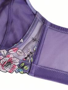 DesireSculpt Plus Size Elegant Floral Embroidery Underwire Bra - Purple - View 10