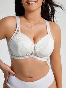 SHEIN 1 pieza Sujetador inalámbrico de encaje y parches para tallas grandes - Blanco - Ver 5