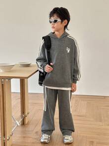 SHEIN Little Byeori 2 件青少年男童休闲街头时尚韩版雪花连帽运动衫和纯色松紧腰运动裤套装，适合返校、生日、迎婴派对、节日派对、秋冬季 - 灰色 - 查看 5
