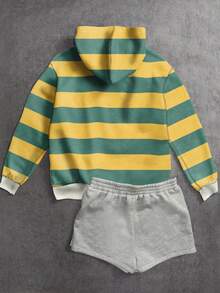 SHEIN EZwear Áo nỉ in họa tiết với các sọc tương phản rực rỡ, hình ảnh huy hiệu số, phù hợp cho mùa thu/đông, các cuộc đua, phong cách đường phố retro sành điệu. - Nhiều màu - Xem 2