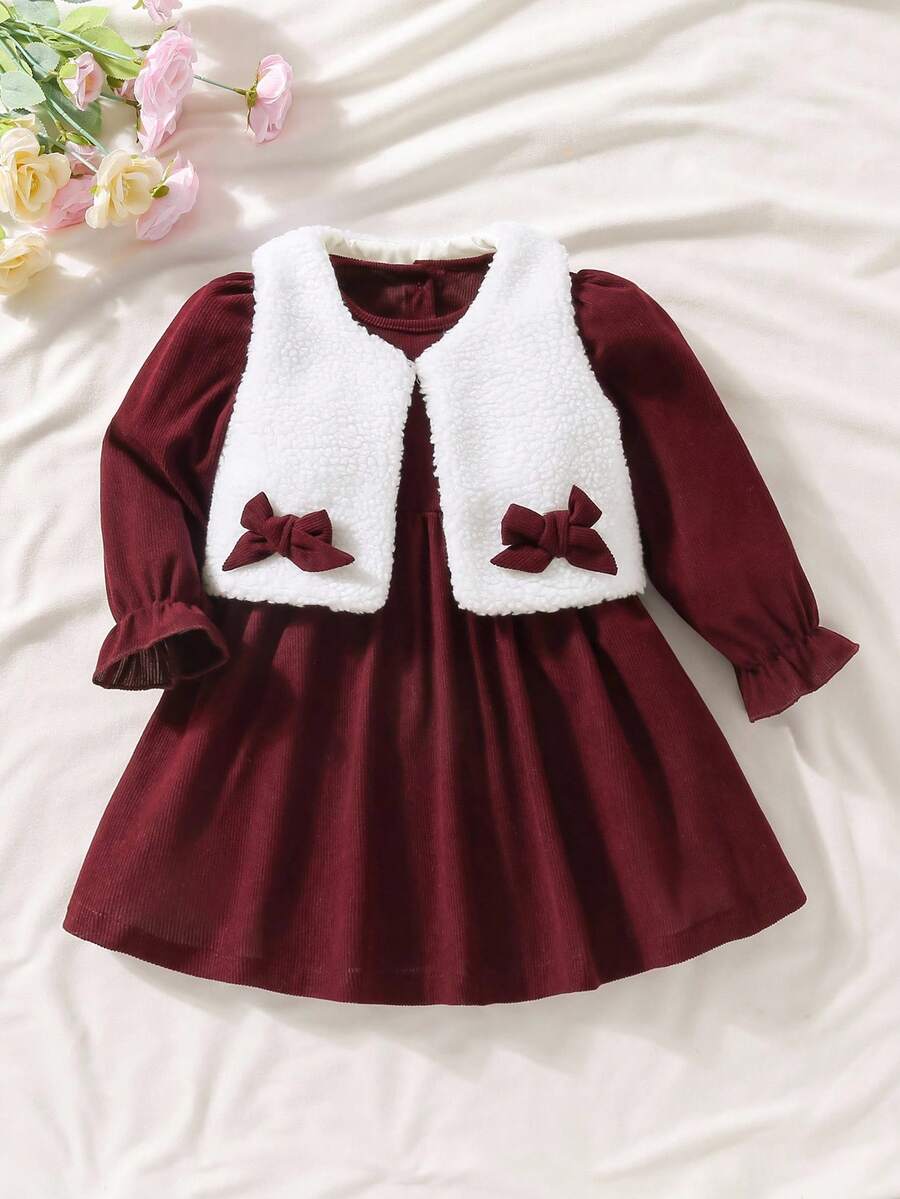SHEIN 2件組女嬰鄉村風毛茸茸背心外套+燈芯絨泡泡袖洋裝,酒紅色,秋季,優雅,親子套裝可愛休閒穿搭 - 彩色 - 查看 1