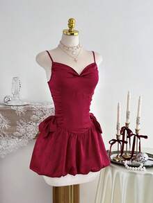 Elamini 1pc Vintage Butterfly Print Shiny Camisole Dress With Ruffle Hem, Fitted Silhouette, Suitable For Christmas Party, Red