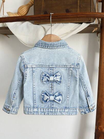SHEIN Vintaside Kids Baby Girls' Denim Jacket, Lightweight Washed Denim, Cute & Elegant, Decorative Bow At Back, Fitted Denim Jacket Silhouette, Comfortable Cotton Denim, Suitable For Casual Outings, Parties, Travels, Back To School, New Arrival For 2025 Autumn Fall Winter