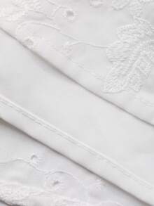 Vivie Lora 女士蕾丝 A 字腰系带度假迷你连衣裙 - 白色 - 查看 3