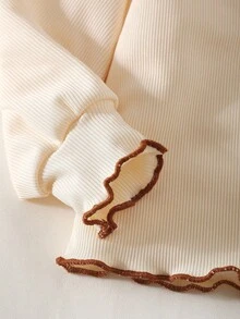 SHEIN Explorewe 女童高领T恤套装，撞色紧身针织上衣饰有3D立体花卉图案，搭配PU迷你裙，简约时尚风格，适合秋冬季外出穿着。 - 杏色 - 查看 5