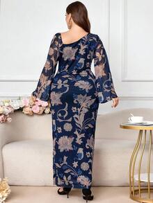 Modelyn 大码女式优雅花卉印花不对称领口荷叶边喇叭袖合身弹力连衣裙 - 藍色 - 查看 3