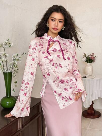 EastFlair Camisa feminina de manga comprida com estampa floral e botões, bainha com fenda lateral, estilo chinês