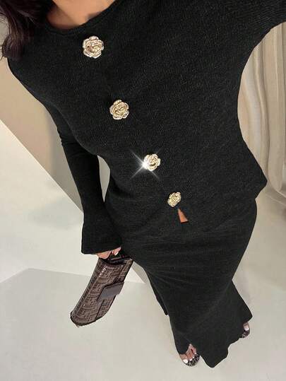 Glamine 1. 极简主义高端棕色圆领前开金属纽扣长袖针织上衣，修身鱼尾下摆仿皮草保暖长裙，两件套，适合姐妹聚会、正式晚宴、派对服装