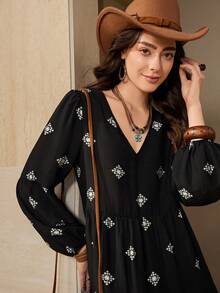 Wildy Đầm babydoll dáng rộng cổ chữ V in hoa tay bồng cho nữ - màu đen - Xem 5