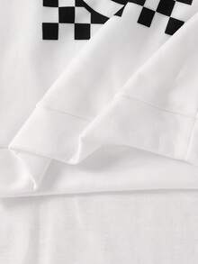 SHEIN Set de 2 piezas de sudadera con capucha estampada y pantalones jogger de ajuste relajado para niños/preadolescentes, de uso casual y cómodo diario - Blanco y Negro - Ver 10