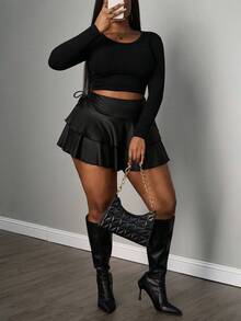 SHEIN PETITE CURVE 大码女式休闲街头风弹力PU涂层面料抽绳腰带层叠荷叶边迷你裙，适合日常穿着，黑色荷叶边裙皮裙女式短裙黑色裙子 - 黑色 - 查看 5