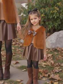 SHEIN 女童高档抓绒背心、长袖PU百褶裙和外套套装，秋冬女童棕色毛绒背心，仿皮草背心套装，棕色毛绒背心和裙子套装，女童秋冬套装，女童棕色仿皮裙 - 摩卡棕 - 查看 4