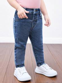 SHEIN 女婴时尚休闲弹力斜口袋水洗牛仔裤 - 深色水洗藍 - 查看 3