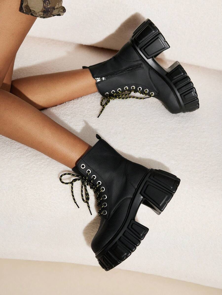 Daringsoles 时尚百搭舒适厚底女靴，增高厚底粗跟修身防滑英伦风系带侧拉链踝靴 - 黑色 - 查看 1