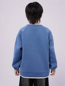 Tween Boys' Casual Everyday Versatile Comfortable Applique Round Neck Loose Pullover Contrast Color Splice Long Sleeve Knit Sweatshirt, Suitable For Commuting, School, Casual, Travel, Sports, Autumn/Winter