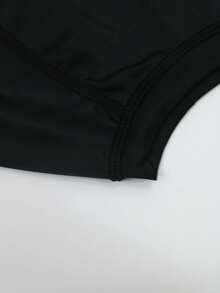 Manfinity Swimmode Men's Raglan Sleeve Round Neck Short Sleeve Casual Slim Fit Rash Guard Rashguard Men Swim Shirt For Men