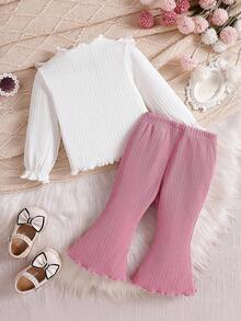 SHEIN 2 件套女婴盖袖刺绣花卉上衣和喇叭裤套装，休闲装 - 彩色 - 查看 2