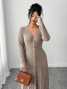 SHEIN Elenzya 1pc Women Plus Size Elegant V-Neck Long Sleeve Flared Hem Sweater Dress