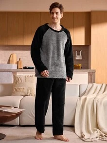 Manfinity Underwear&Sleepwear Basics 男士加大码撞色拼布圆领长袖羊毛插肩袖保暖冬季家居服套装