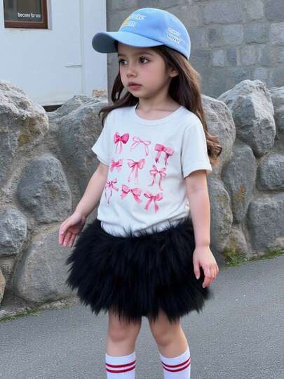 女婴蝴蝶印花圆领休闲上衣