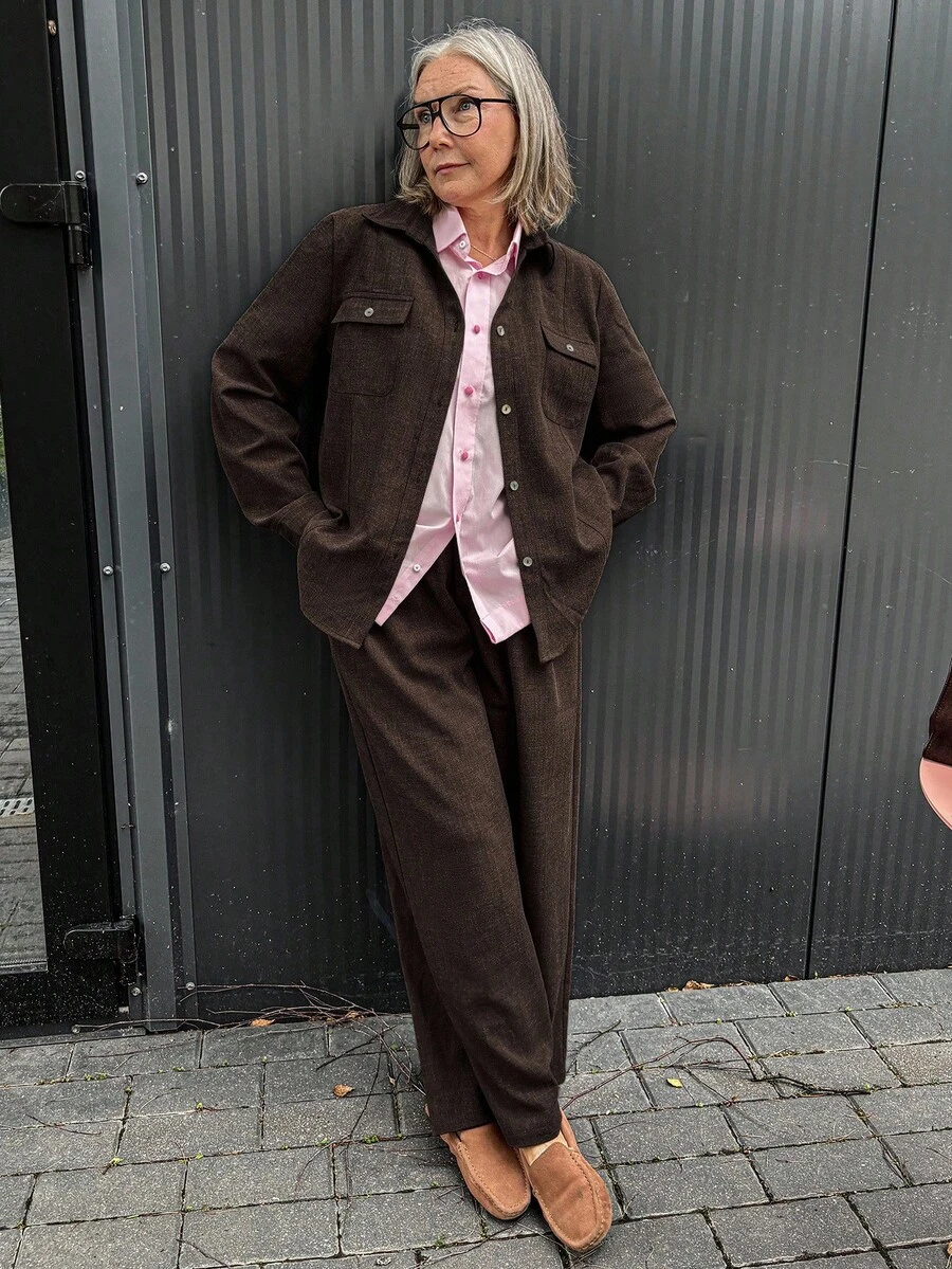 Vivie Lora مجموعة قميص وبنطلون من خليط الكتان البني للنساء قطعتان - بني - مشاهدة 1