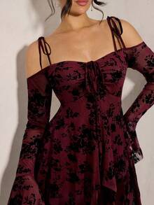 SHEIN BAE Gaun Wanita Warna Polos Bertekstur Jacquard Berenda Model Bodycon dengan Hem Asimetris dan Bahu Terbuka, Lengan Panjang, Musim Semi/Panas - Burgundy - View 5
