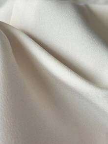 GlowEve Áo thun nữ dáng rộng vai lệch, chất liệu vải tuýt dày dặn, màu tương phản, thời trang, đa năng, phù hợp đi làm, mùa thu 2025 - Màu be - Xem 7