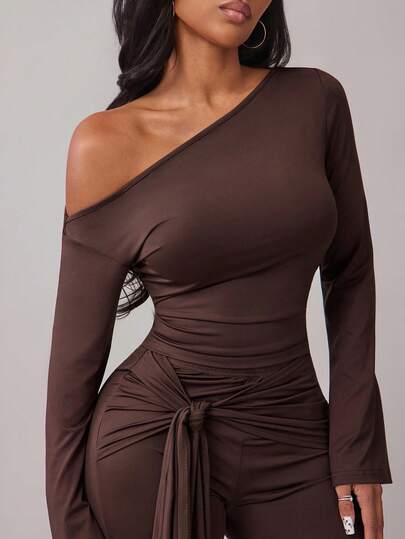 SHEIN X Phaith Montoya Radiana Women's Sexy Leopard Print Furry Contrast Color Splice Black Elastic Knit Slim Fit Casual 2-Piece Set, Long Sleeve Top With Fur Collar + Low Waist Leopard Print Furry Shorts, Autumn/Winter Casual Base Layer