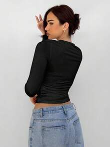 Aloruh Áo thun nữ cổ tròn tay dài họa tiết hoa đỏ phối màu thanh lịch, thích hợp mặc ngoài trời, thời trang thu đông - màu đen - Xem 2