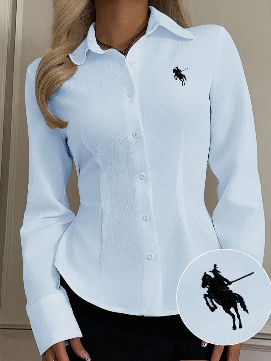 SHEIN 少女白色刺绣装饰修身长袖衬衫,返校衬衫,女童白衬衫,马匹刺绣图案白衬衫 - 淺藍色 - 查看 1