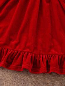 SHEIN 女童白色领丝绒连衣裙，时尚优雅的丝绒连衣裙，荷叶边设计，长袖，休闲简约，适合婚礼季、秋冬季节、派对、生日、公主风等场合，也可作为姐妹装穿着。另有红色连衣裙、红色节日连衣裙、酒红色丝绒连衣裙、红色新年连衣裙、红色连衣裙、酒红色丝绒连衣裙、长袖连衣裙、红色蝴蝶结连衣裙、红色连衣裙、双胞胎女童连衣裙等款式可供选择。 - 紅色 - 查看 8