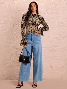 SHEIN BAE Women's Spring Red Solid Color Valentine's Day Date Wedding Bride Bridesmaid Dress Top Simple And Versatile Oversized 3D Pearl Decoration Pearl Chain Halter Neck Short Top Vest - Khaki - View 5