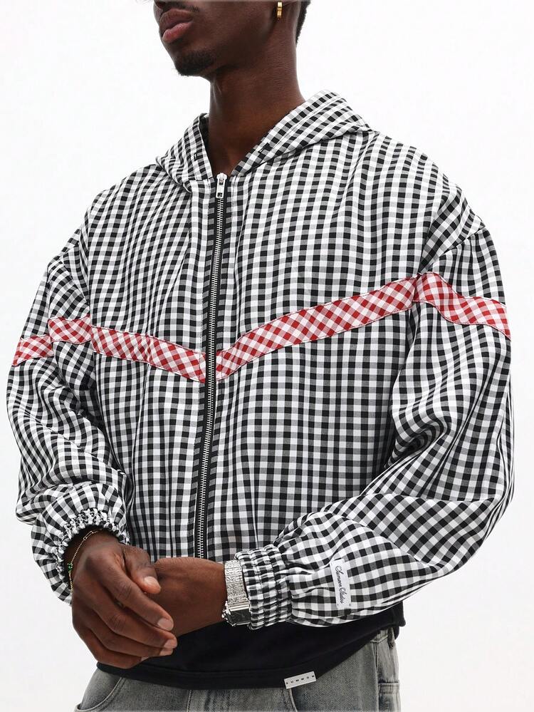 Camisa con capucha, cremallera y diseño de paneles a cuadros