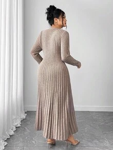 SHEIN Elenzya 1pc Women Plus Size Elegant V-Neck Long Sleeve Flared Hem Sweater Dress
