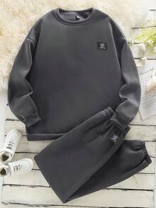 SHEIN 1 套女士时尚简约经典字母贴花圆领运动衫和运动裤套装，纯色长袖运动衫和长裤，2 件套服装，秋冬服装 - 深灰色 - 查看 3