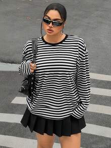 SHEIN EZwear Damen Große Größen Lässig Alltags Pendler Schwarz & Weiß gestreifter Muster Loose Fit Oversized Langarm T-Shirt, Frühling/Herbst